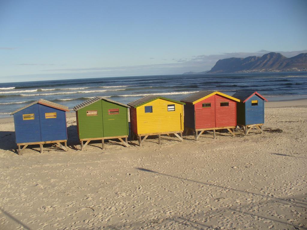 Royal At Sea Muizenberg Exterior foto