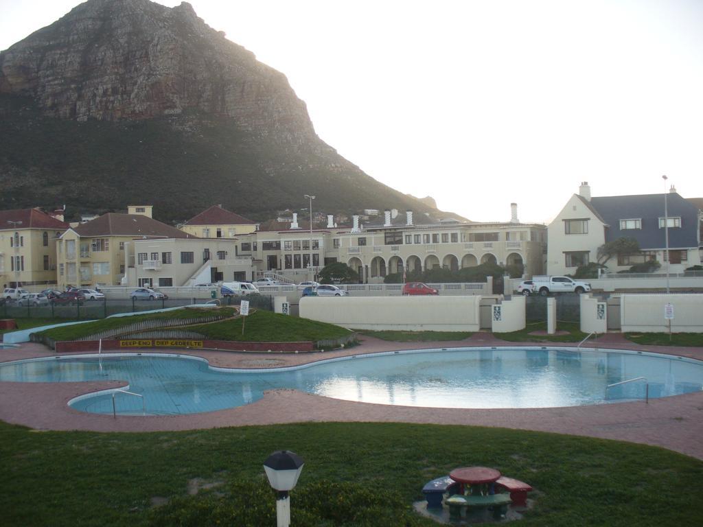 Royal At Sea Muizenberg Exterior foto